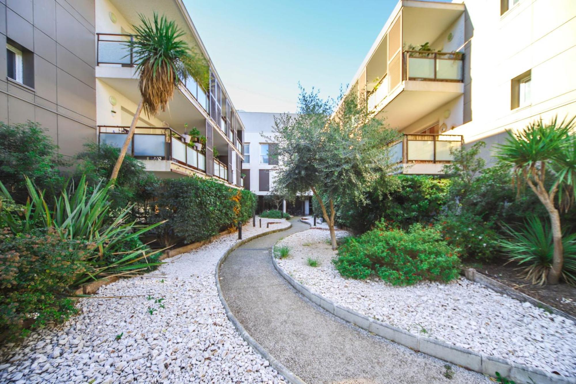 T2 Florescence Proche Montpellier Parking Castelnau-le-Lez Extérieur photo